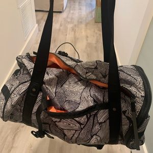 Lululemon Gym Duffle Bag